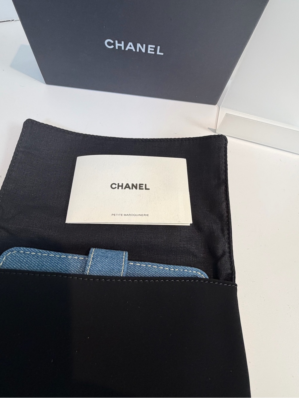 NIB Blue Denim Chanel GWP CC Logo Wallet Passport Holder Folio Case - Picture 11 of 15
